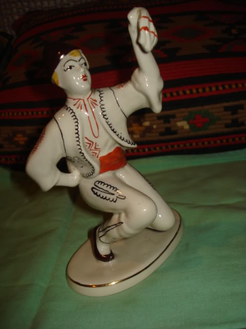 porcelana-danza-bulgara-porcelana-bulgara-1940
