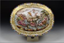 capodimonte cofre siglo XIX decorado querubines y personajes foto 5
